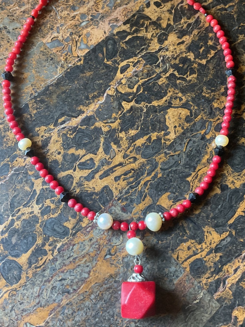 NWOT Genuine Red Coral white Fresh Pearl Necklace